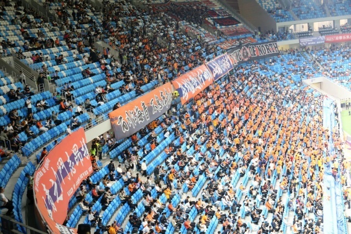 src, TveED, 青春球场